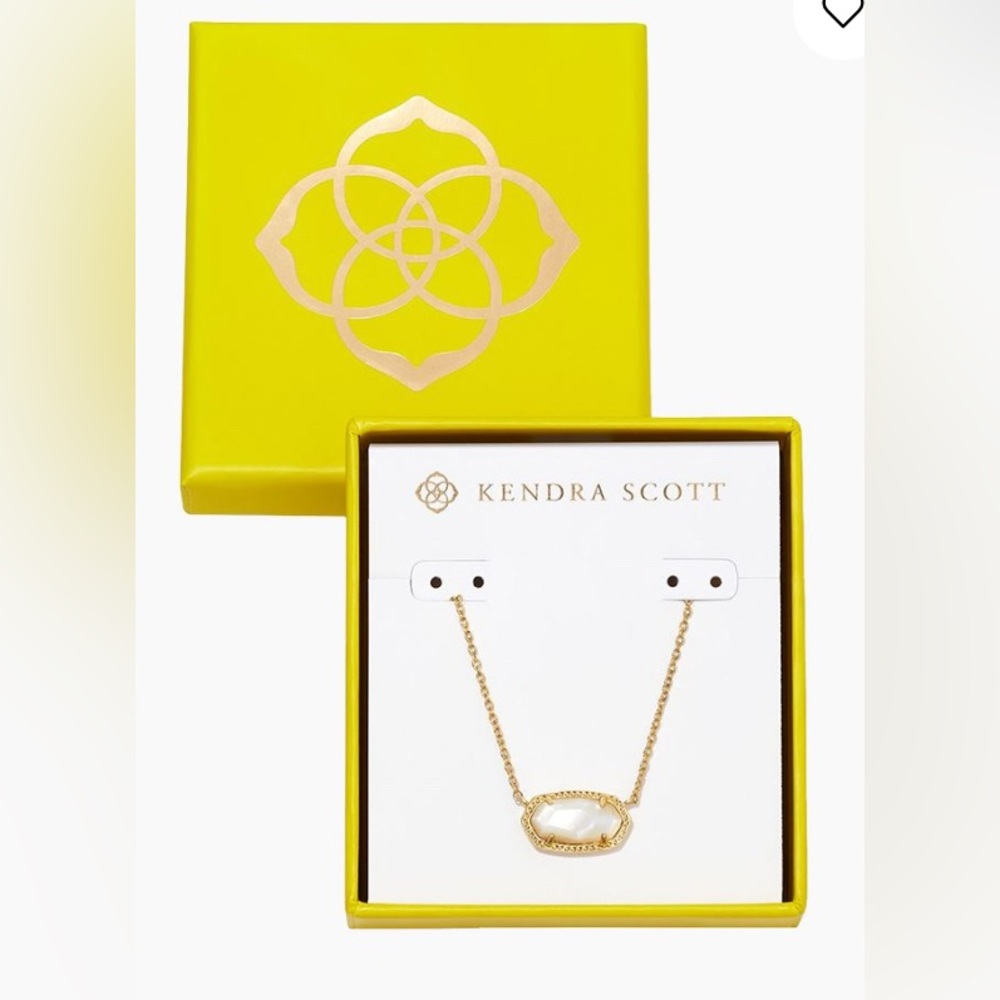 KENDRA SCOTT Elisa Gold Pendant Necklace in Ivory Mother-of-Pearl- New in Box